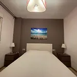 Apartman Comfy Downtown + Private Terrace *