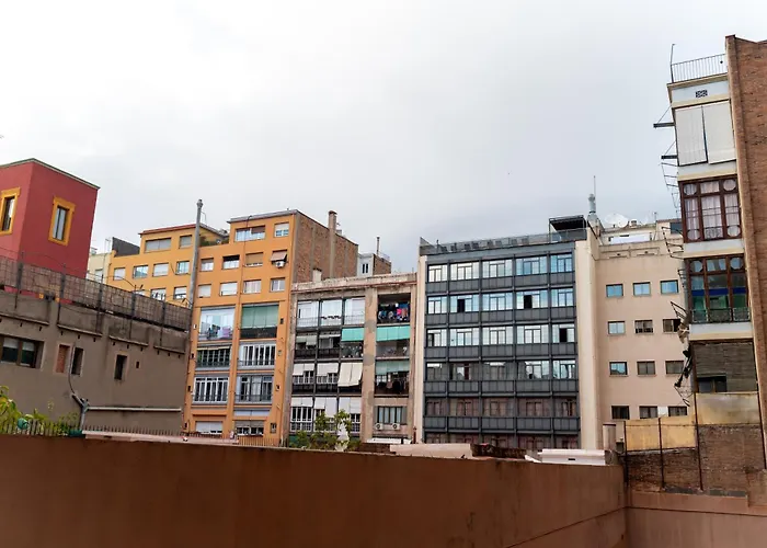 Comfy Downtown + Private Terrace
