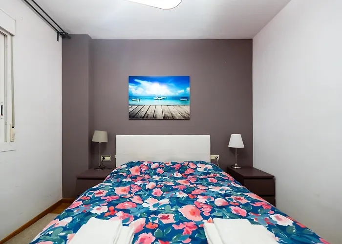 Comfy Downtown + Private Terrace Apartment Barcelona