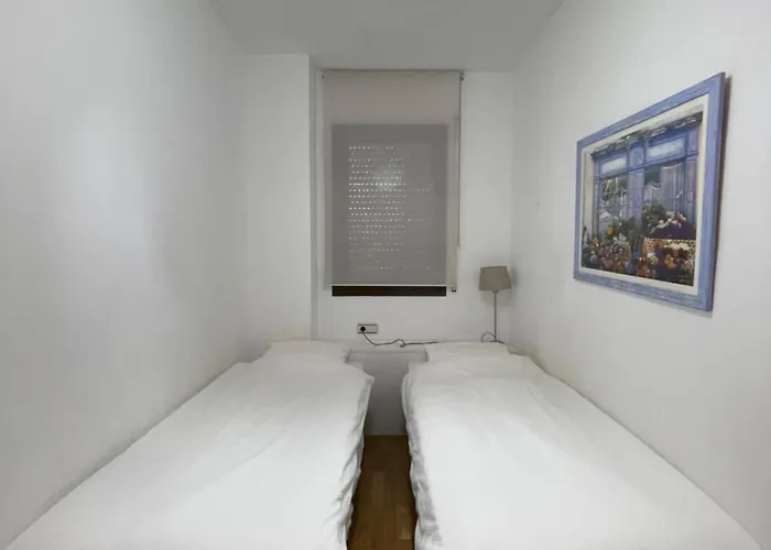 Comfy Downtown + Private Terrace *