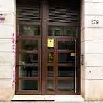 Comfy Downtown + Private Terrace Apartmán Barcelona