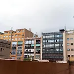 Comfy Downtown + Private Terrace