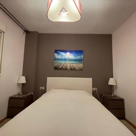 아파트 Comfy Downtown + Private Terrace *