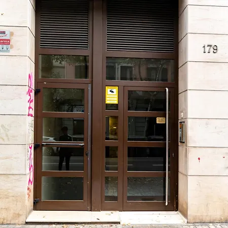 Comfy Downtown + Private Terrace Appartement Barcelone